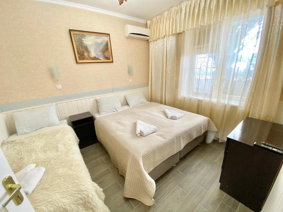 Гостиница Lazur Guest House Сочи-14