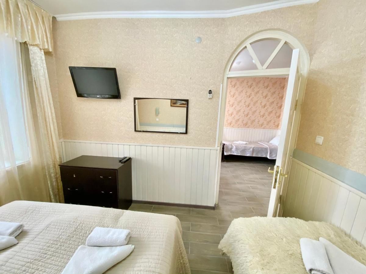 Гостиница Lazur Guest House Сочи-20